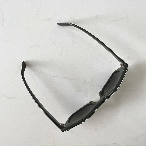 VALENTINO V670SC Camouflage Rockstud Sunglasses - Picture 10 of 16